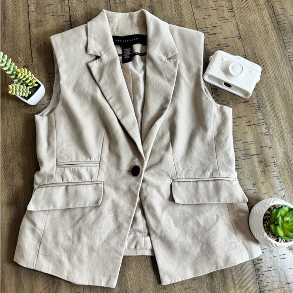 Apostrophe Jackets & Blazers - Apostrophe Tan Sleeveless Vest Tailored Fit